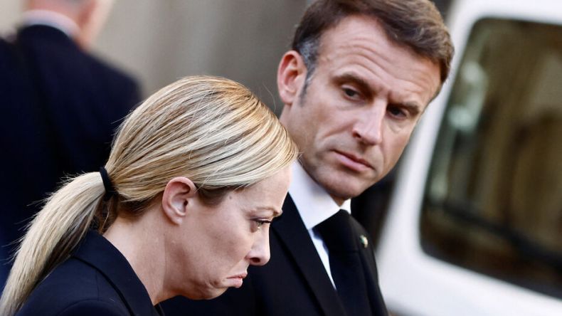 فرنسا غاضبة من إيطاليا لهذا السبب