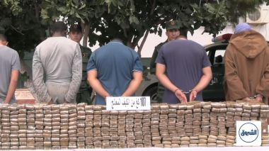 الدرك الوطني بالبيض يحجز 107 كلغ من الكيف المعالج و أحجار نيزكية