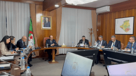 الوزير الأول يترأس اجتماعا وزاريا مشتركا حول تحضيرات الدخول المدرسي