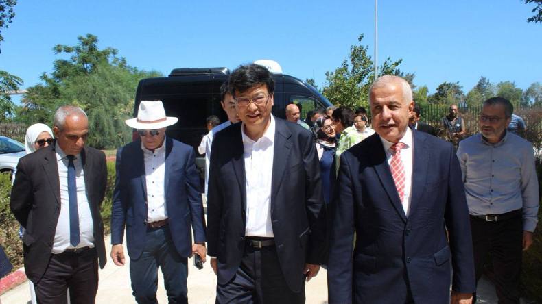 وفد صيني من مقاطعة “تشونغتشينغ” يزور عنابة