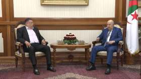 الرئيس تبون يستقبل رئيس حزب صوت الشعب لمين عصماني (فيديو)
