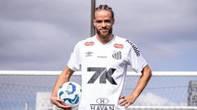 رسميا.. براهيمي زميلا لِنيمار