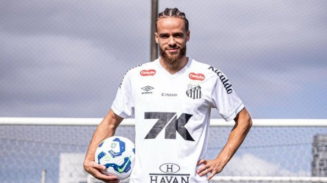 رسميا.. براهيمي زميلا لِنيمار