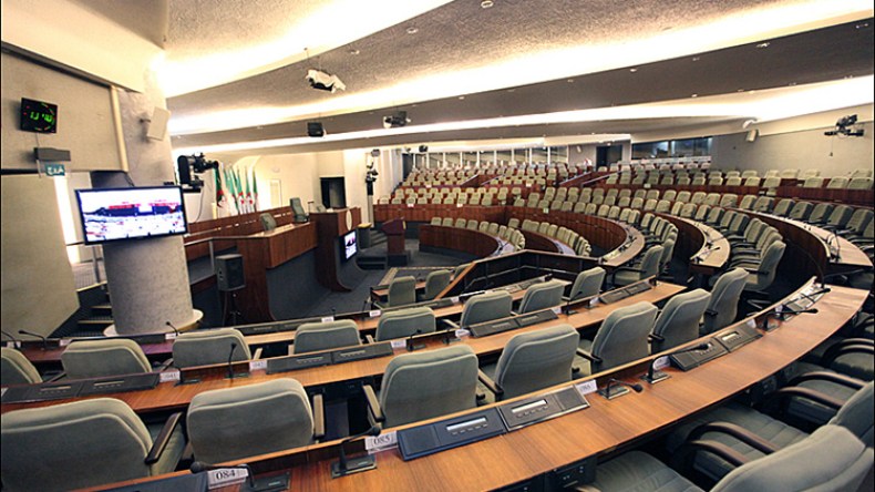 خطط لمناقشة ميزانية 2026 ومحافظ بنك الجزائر مطلوب بالبرلمان