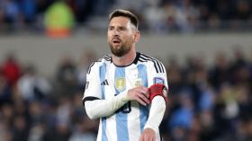 ميسي اعتزل.. أم مجرّد انفعال عاطفي ظرفي؟