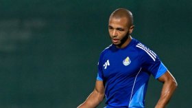 بِالفيديو: هدف استعراضي لبراهيمي وتمريرة حاسمة