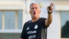 لاعب دولي سابق يبعث رسالة إلى بيتكوفيتش