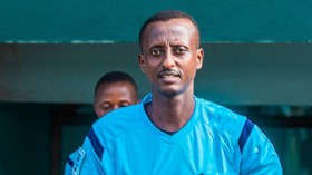 حكم المباراة الإفريقية لِشبيبة القبائل