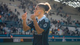 تمريرة حاسمة لـ “قبال”