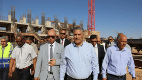 بالصور.. الوزير بلعريبي يتفقد مشروع إنجاز المركب الرياضي لبشار