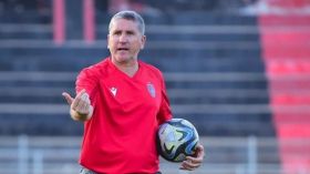 تقني إسباني مدربا جديدا لـ “الحمراوة”