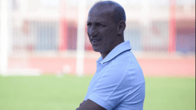 نادي بارادو يعلن رحيل المدرب دزيري