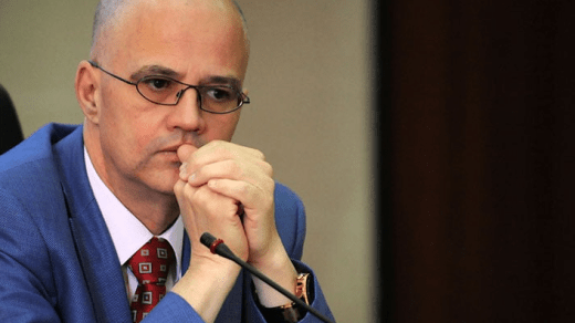 5 سنوات للوزير تيجاني هدام والمرقي العقاري