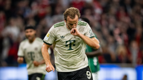 هاري كين يحطم رقم رونالدو