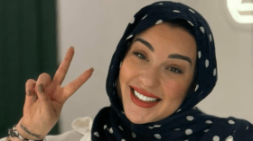 من حلق الشعر إلى ارتداء الحجاب.. ابنة فنان شهير تطلب الثبات