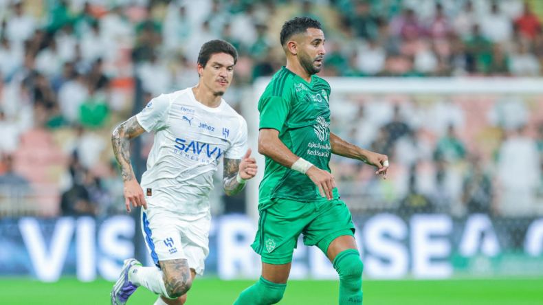 محرز يتألق في قمة الأهلي والهلال (فيديو)