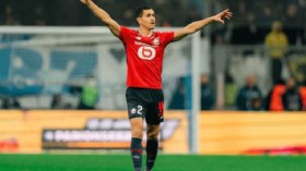 عيسى ماندي يتأهل رفقة ليل للدور ثمن النهائي