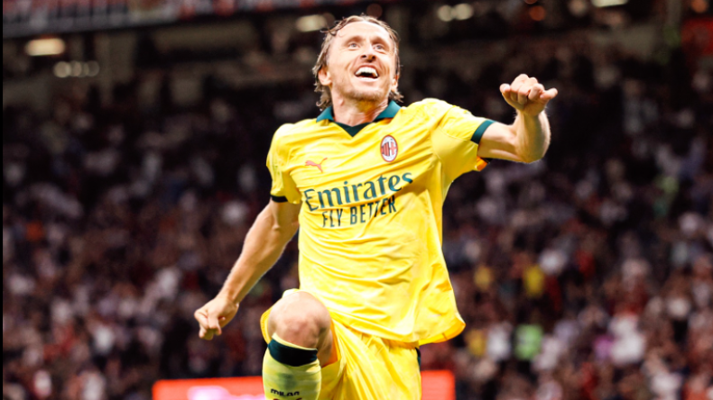 بالفيديو.. مودريتش يسجل أول أهدافه بألوان ميلان