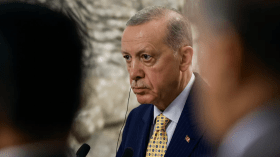 أردوغان يثير غضب نتنياهو بسبب حجر منقوش.. ما القصة؟