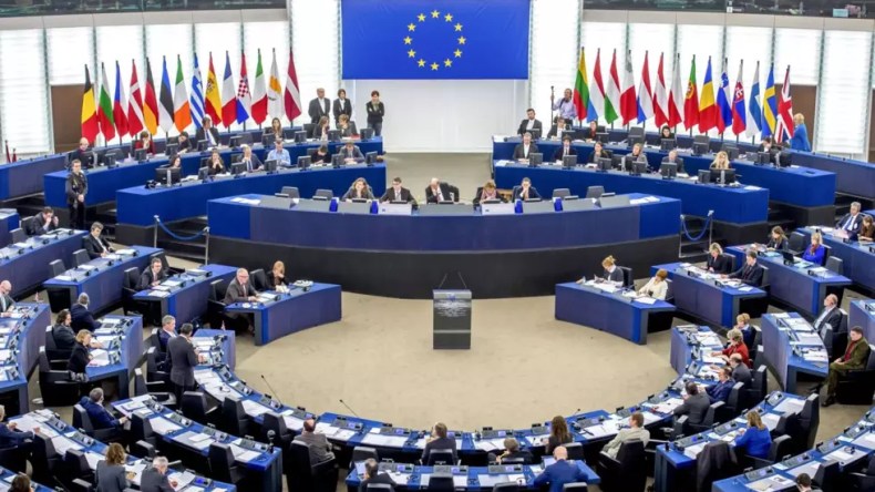 305 أصوات مؤيدة في البرلمان الأوروبي لدعم الاعتراف بدولة فلسطين