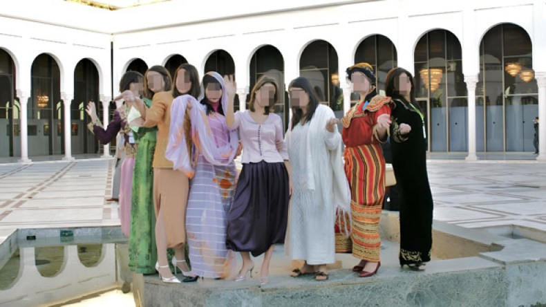 آخر ما يربط المرأة الجزائرية بالتراث والتقاليد