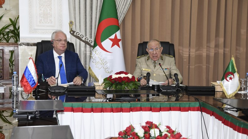 الفريق أول شنقريحة يستقبل مسؤول روسي رفيع المستوى