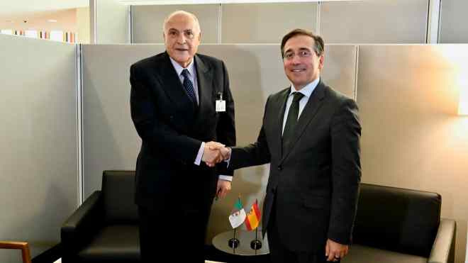 عطاف يعقد لقاءات رفيعة مع وزراء خارجية 3 دول أوروبية