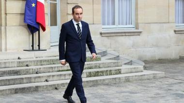 Le Premier ministre Sébastien Lecornu remets sa démission à Macron