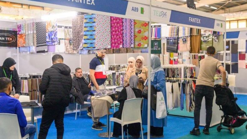 أحدث التكنولوجيات والابتكارات في صالون” تاكستيل” في الجزائر