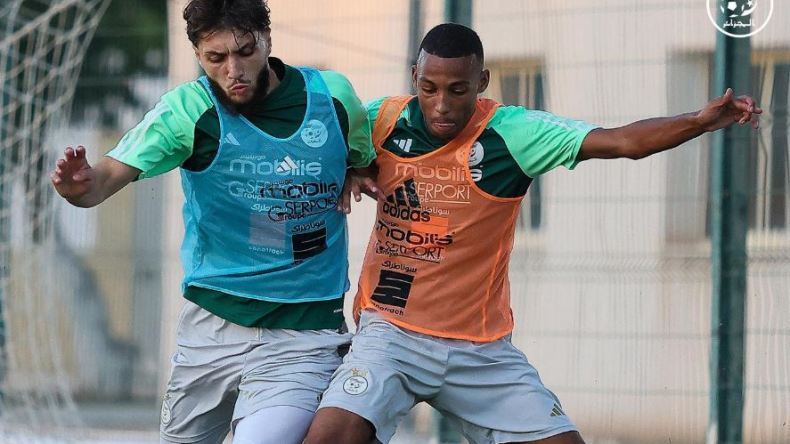 “الخضر” على بعد خطوة من حسم التأهل للمونديال