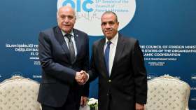 عطاف يناقش القضية الفلسطينية والوضع في ليبيا مع نظيره المصري