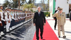 الرئيس تبون في زيارة إلى مقر وزارة الدفاع