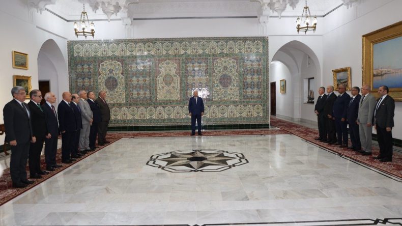 في ذكرى 17 أكتوبر.. الرئيس تبون يستحضر تلاحم المهاجرين مع الثورة التحريرية