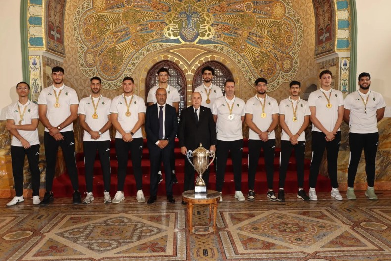 Le président de la République honore les athlètes qui se sont distingués dans différentes compétitions internationales