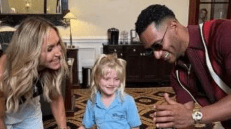 ما الذي اكتشفه الفنان محمد رمضان بعد تقرّبه من عائلة ترامب؟