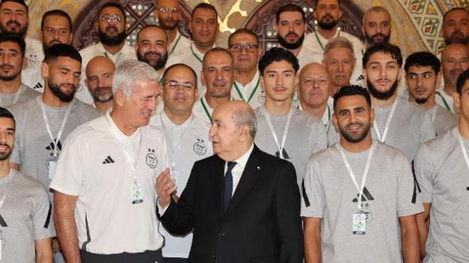 بِالصور: تكريم الرئيس تبون لـ “محاربي الصحراء”