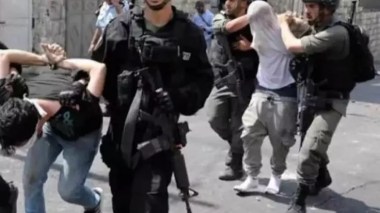 Seize Palestiniens arrêtés par les forces sionistes en Cisjordanie