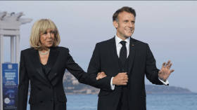 السيدة ماكرون تجرّ 8 رجال وامرأتين إلى القضاء.. وهذه تفاصيل المحاكمة المثيرة!