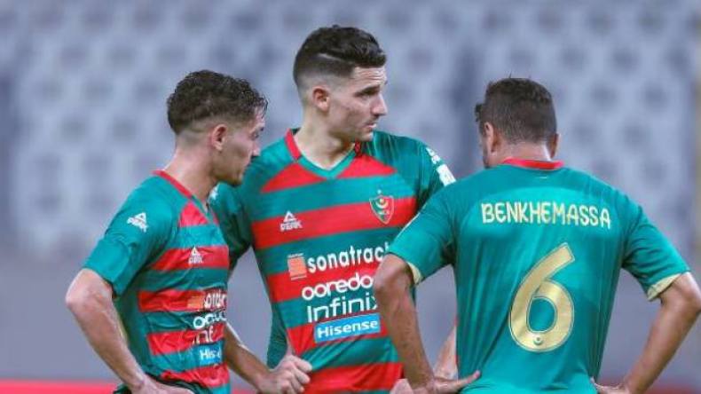 المولودية تتأهّل بِشقّ الأنفس