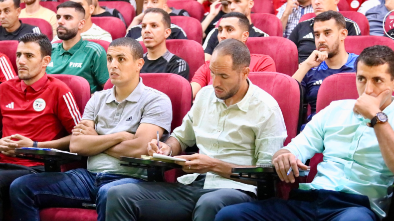 بعد 6 جولات.. التطرق إلى القرارات المثيرة للجدل في يوم تقييمي لحكام النخبة