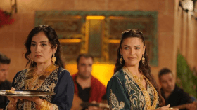 أصل القفطان.. مسلسل تركي يشعل الجدل بين نشطاء 3 دول!