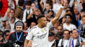 تحديد موعد استلام مبابي للحذاء الذهبي