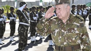 Army General Saïd Chanegriha on an official visit to South Korea