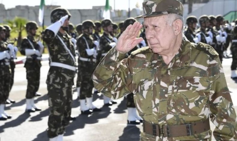 Army General Saïd Chanegriha on an official visit to South Korea