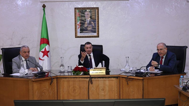 نقائص النقل البحري والسكك الحديدية على طاولة سعيود