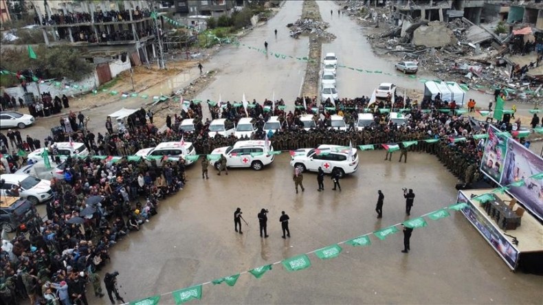 Des pourparlers indirects entre le Hamas et Israël débutent en Égypte pour préparer un accord d’échange d’otages