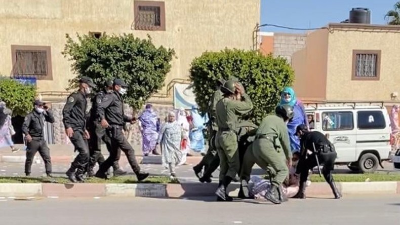 الاحتلال المغربي يقمع الطلبة الصحراويين