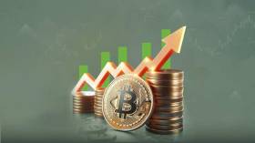 في أعلى مستوى في تاريخها.. “بتكوين” تتجاوز الـ 125 ألف دولار