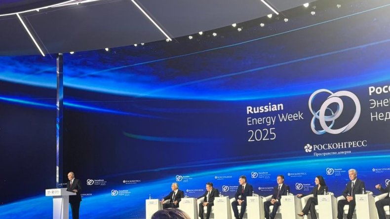 أسبوع الطاقة الروسي.. الجزائر تبحث فرصا جديدة للاستثمار