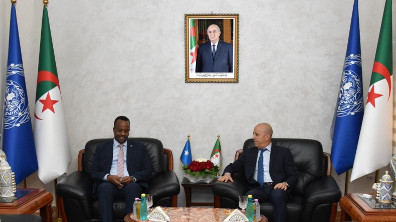 بداوي يبحث تعزيز التعاون الشرطي مع سفير الصومال